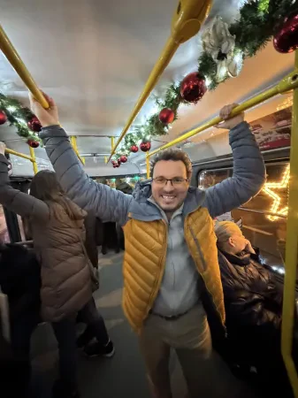 Cesty za dětskými domovy a světlem Vánoc