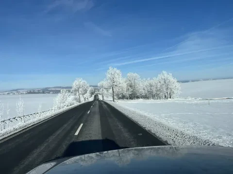 Cesty za dětskými domovy a světlem Vánoc – fotografie