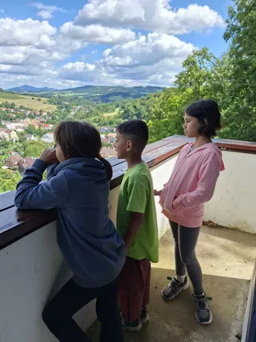 Dětský domov "Země dětí" Česká Kamenice - fotografie