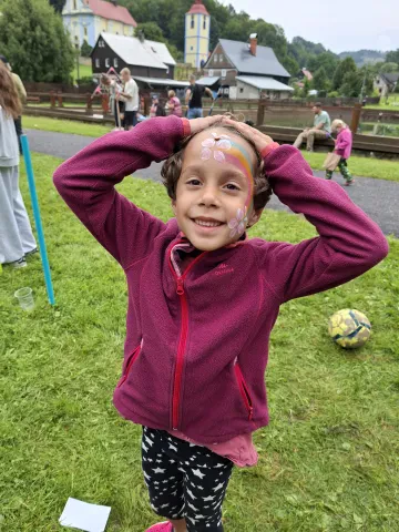 Dětský domov "Země dětí" Česká Kamenice - fotografie