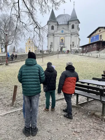 Dětský domov se školou, základní škola a školní jídelna - fotografie
