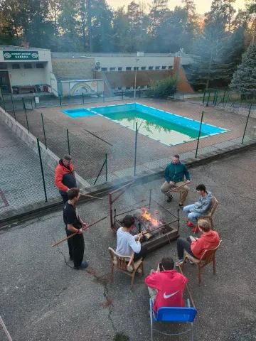 Dětský domov se školou, základní škola a školní jídelna - fotografie
