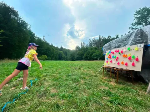 Děti z Dětského domova Hodonín u Kunštátu měly i díky Vám hezké léto – fotografie