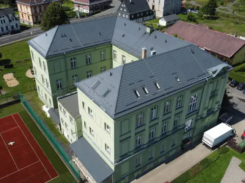 Dětský domov a Školní jídelna, Lipová u Šluknova 417, příspěvková organizace - fotografie