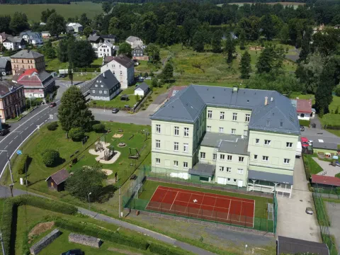 Dětský domov a Školní jídelna, Lipová u Šluknova 417, příspěvková organizace - fotografie