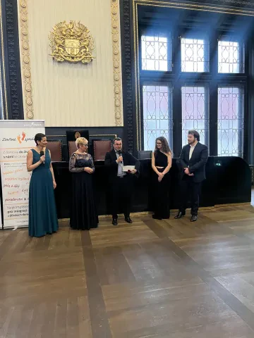 Bílá vrána – Vděčnost vychovatelům a lidem, kteří mě motivovali  – fotografie